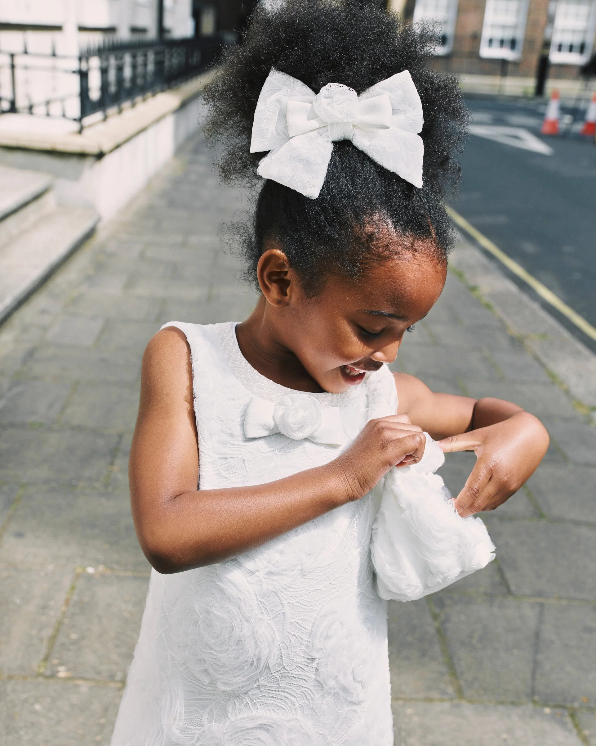 White Lace Hair Bow - Image 3