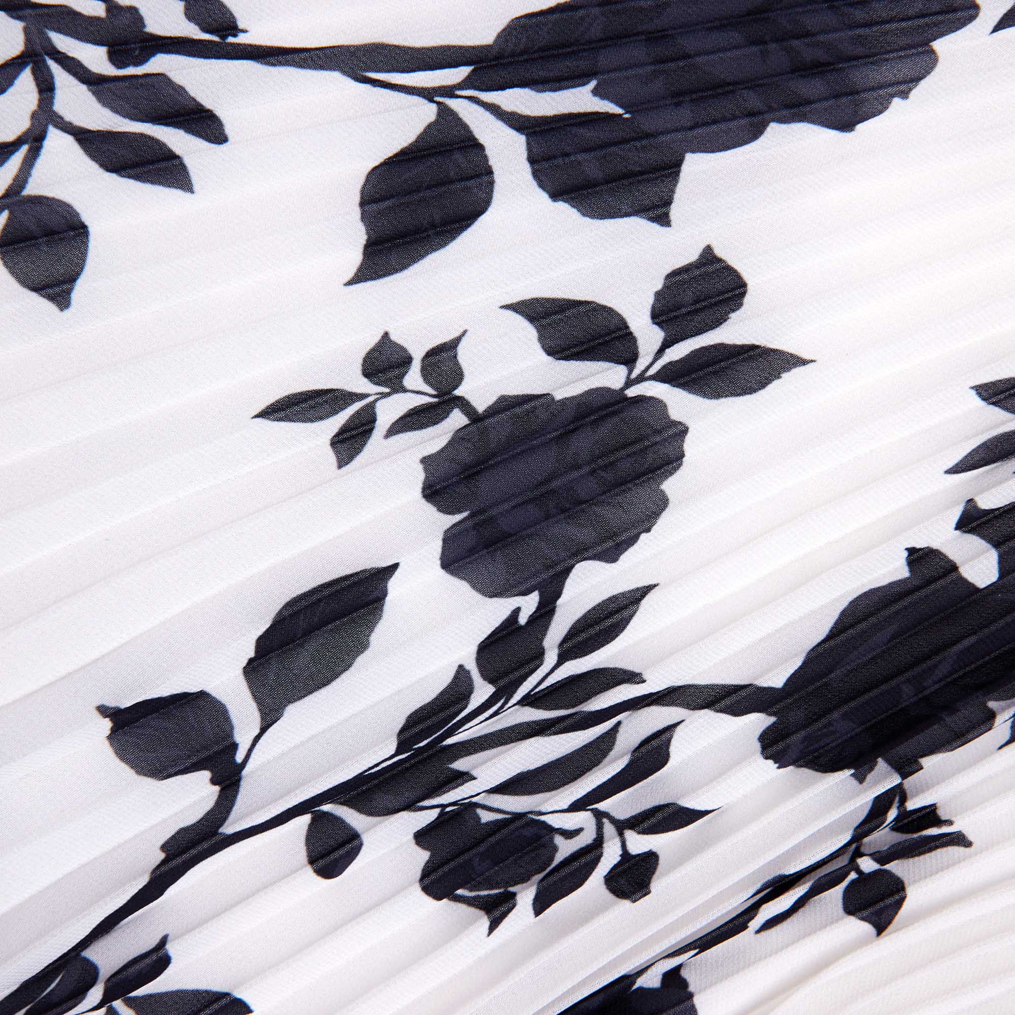 Floral Print Chiffon Maxi Dress - Image 5